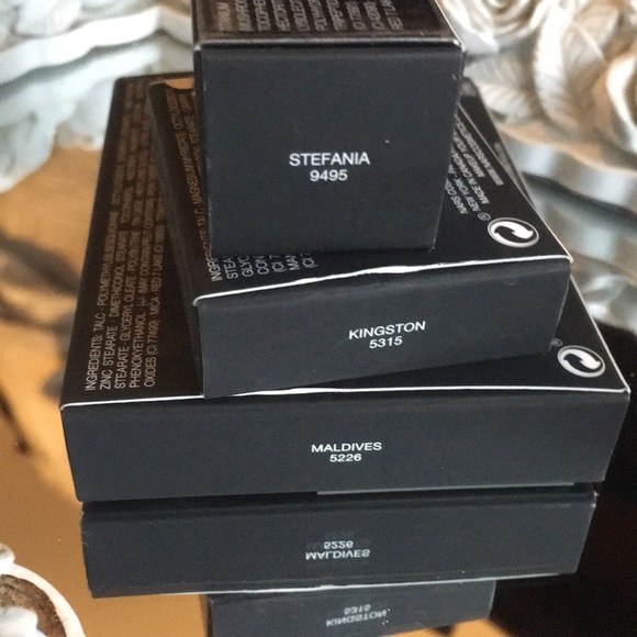 💄 not selling ❎❌Host pick🌟NARS Makeup trio💗 - Picture 5 of 8